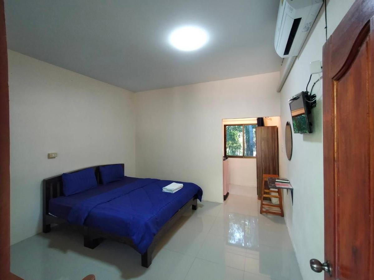 โคบาล ห้องพักรายวัน Csomthong Kültér fotó