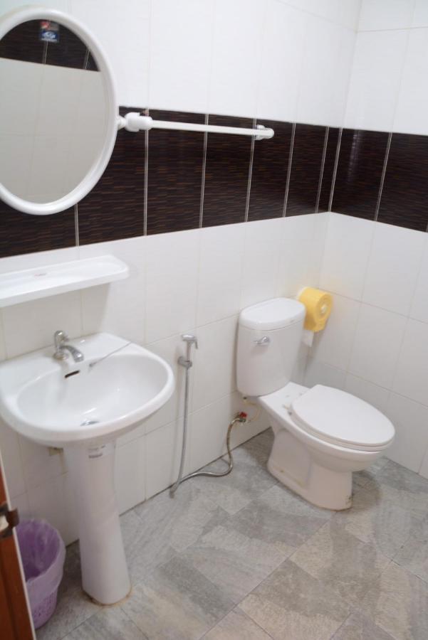 โคบาล ห้องพักรายวัน Csomthong Kültér fotó